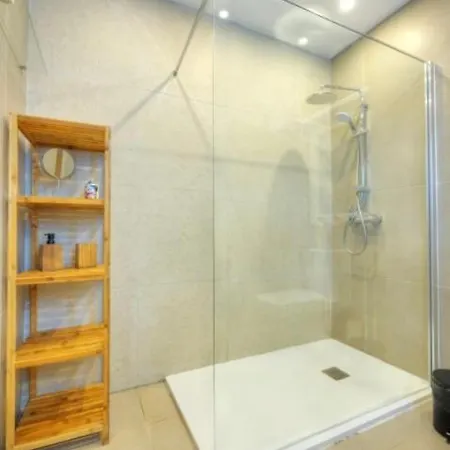 Three Bedroom For Rent In St Julian Appartement *